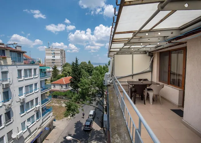 Apartamento Azure Pretty Location Near Sea Garden Burgas